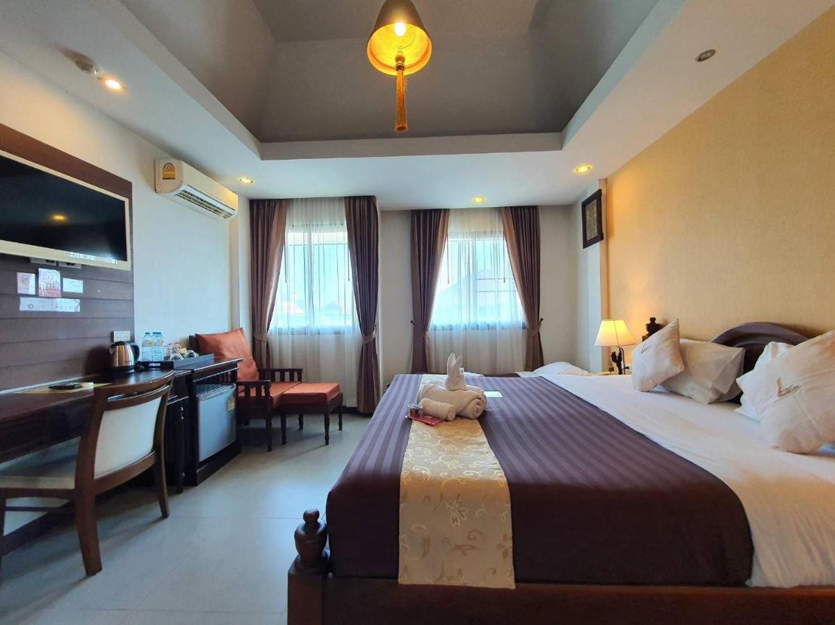 酒店 Goldenbell Chiangmai 清迈